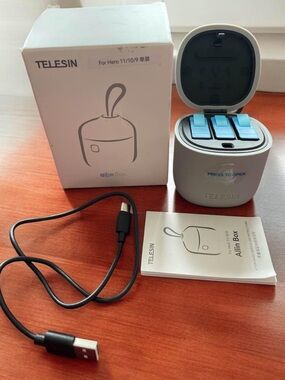 Allin Box Charger Case in Gray for GoPro includes x3 batteries hero 9, 10, 11